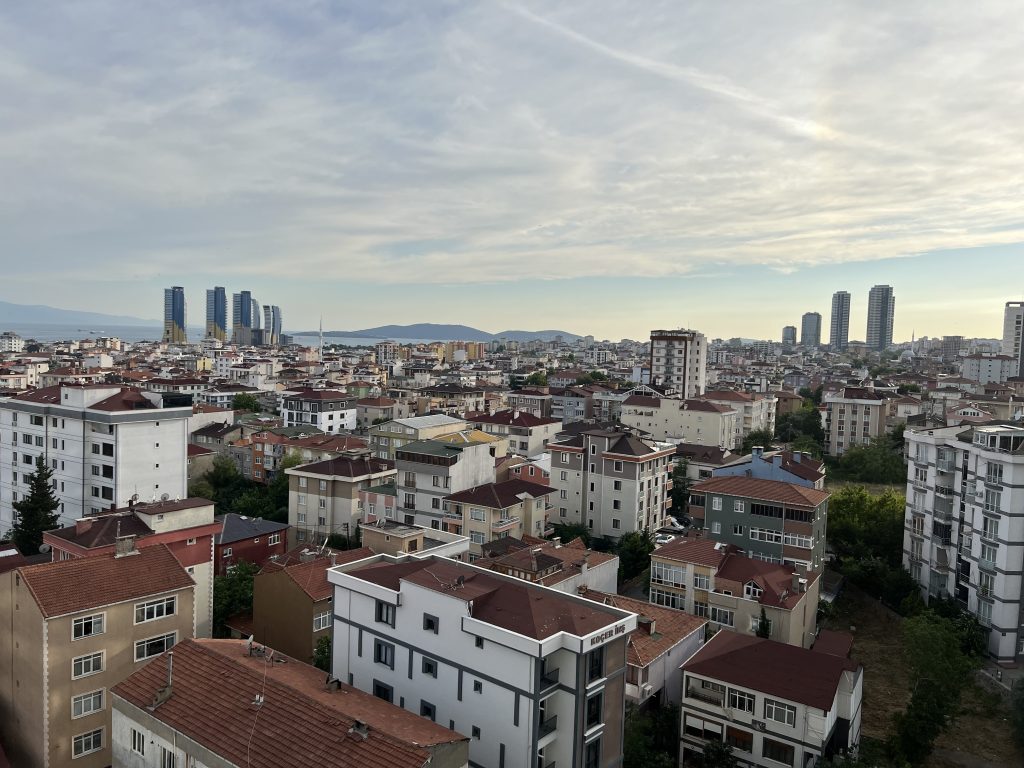 Kartal Rezidans Eşyalı Satılık